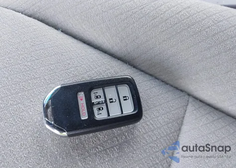 2017 Honda Odyssey Se from USA, damaged, VIN 5FNRL5H36HB024147